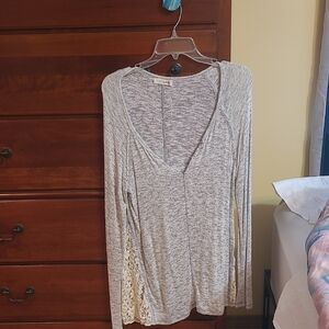 Chic Heather Gray Blouse with Lace Accents